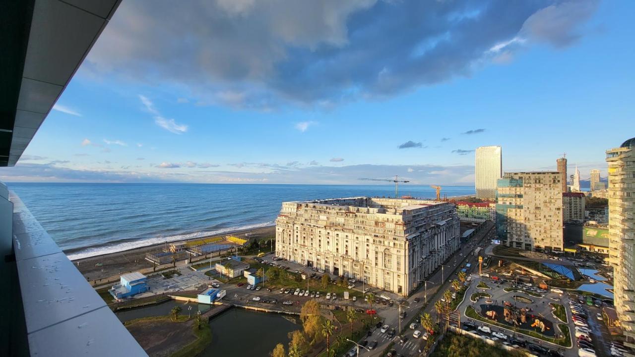 Black Sea Apartments Alliance Palace Batumi Eksteriør bilde