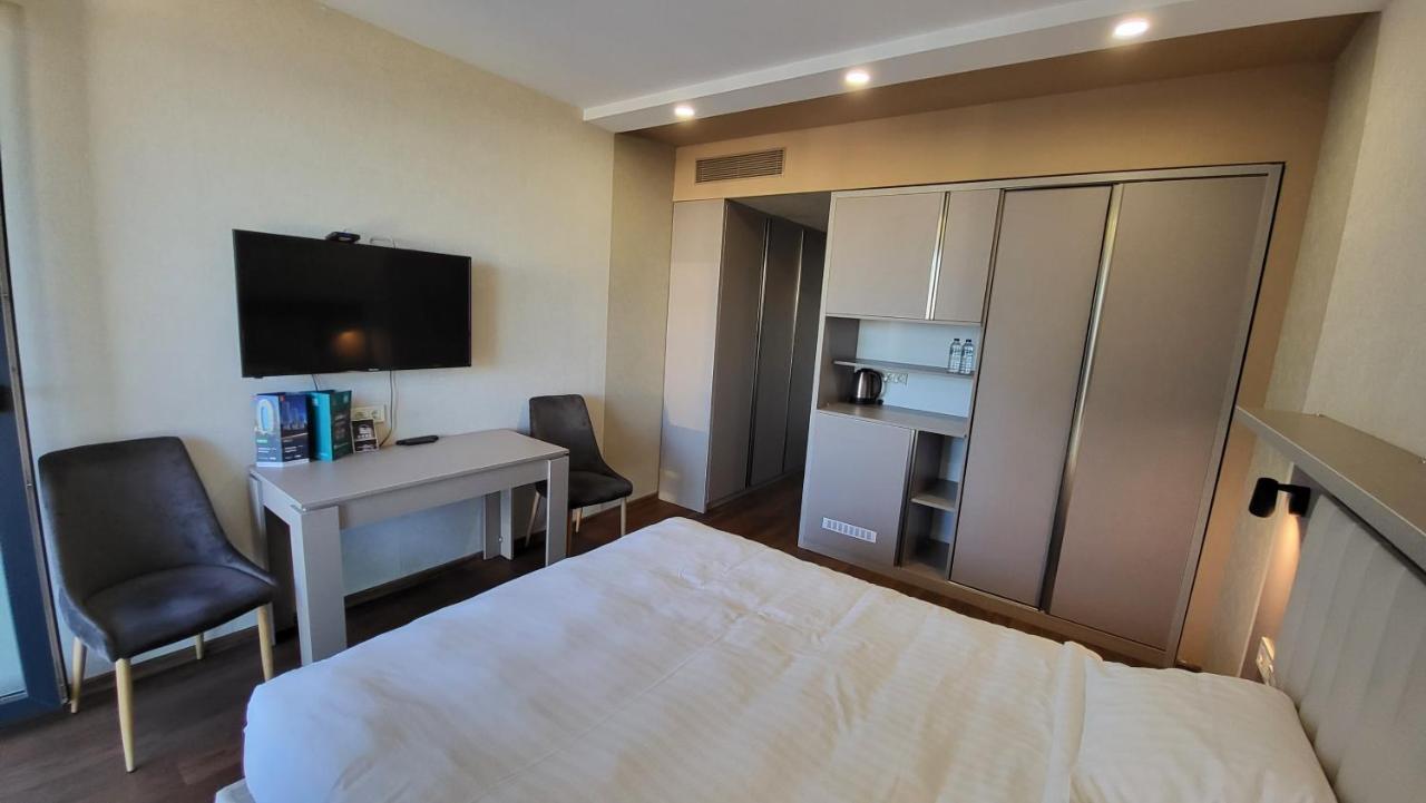 Black Sea Apartments Alliance Palace Batumi Eksteriør bilde