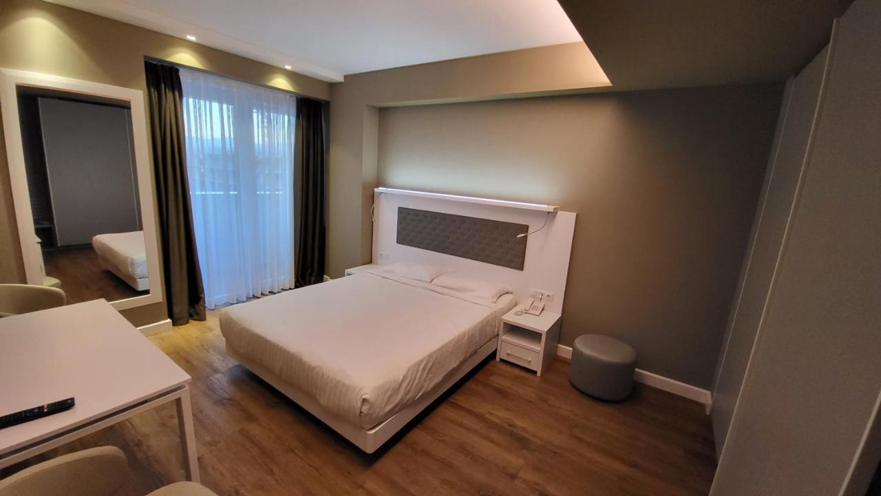 Black Sea Apartments Alliance Palace Batumi Eksteriør bilde