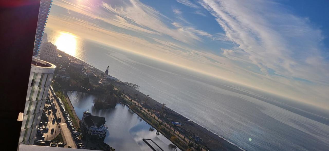Black Sea Apartments Alliance Palace Batumi Eksteriør bilde